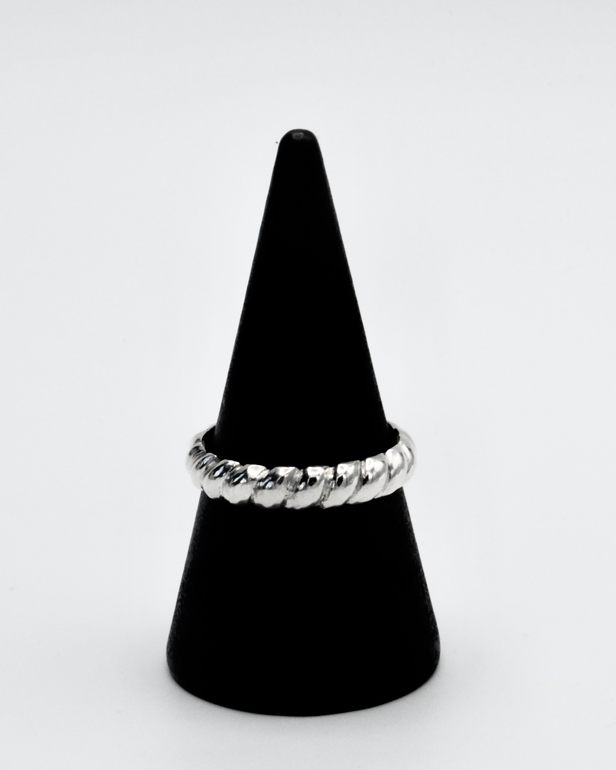 Lucero Ring