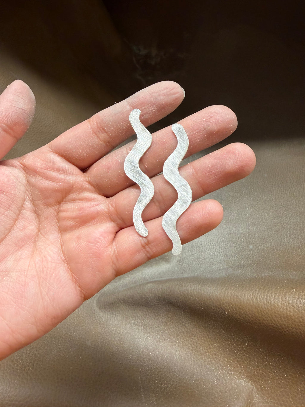 Wave Hoops
