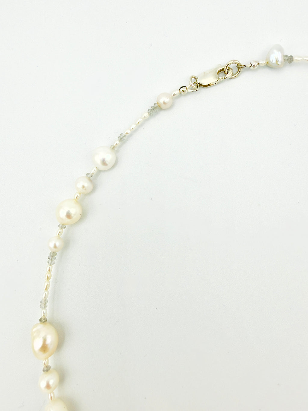 Nube Necklace